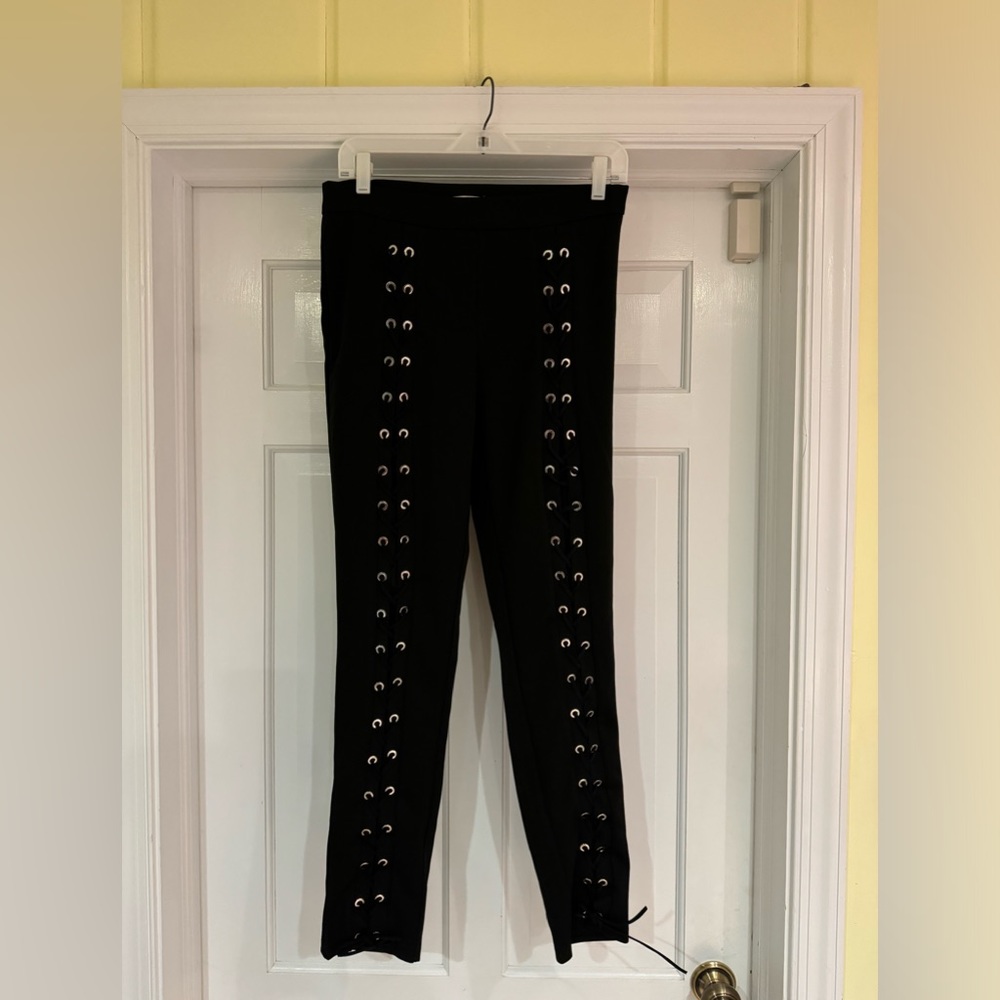 Vera and Lucy black pants size Medium / Large